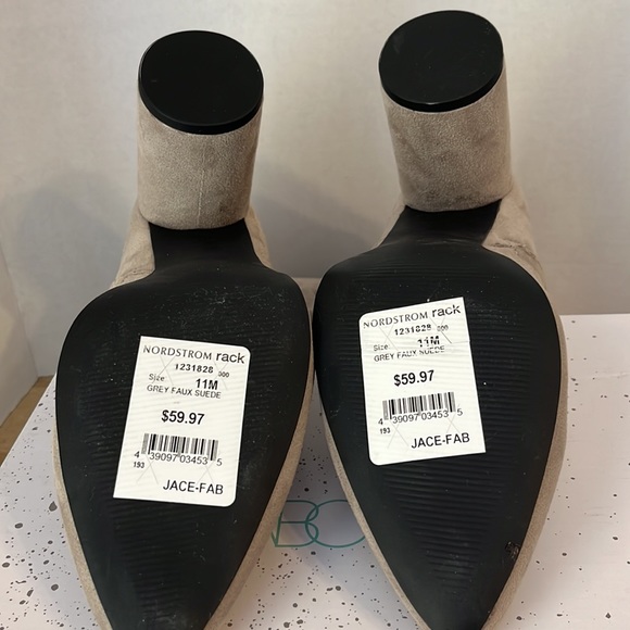 Ankle Boots w/ 4” Heel - Picture 4 of 6